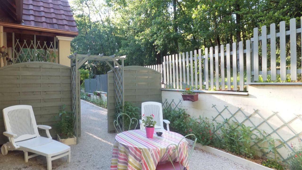 Bed and Breakfast Le Nid De Mesanges Chauffour-sur-Vell Екстер'єр фото